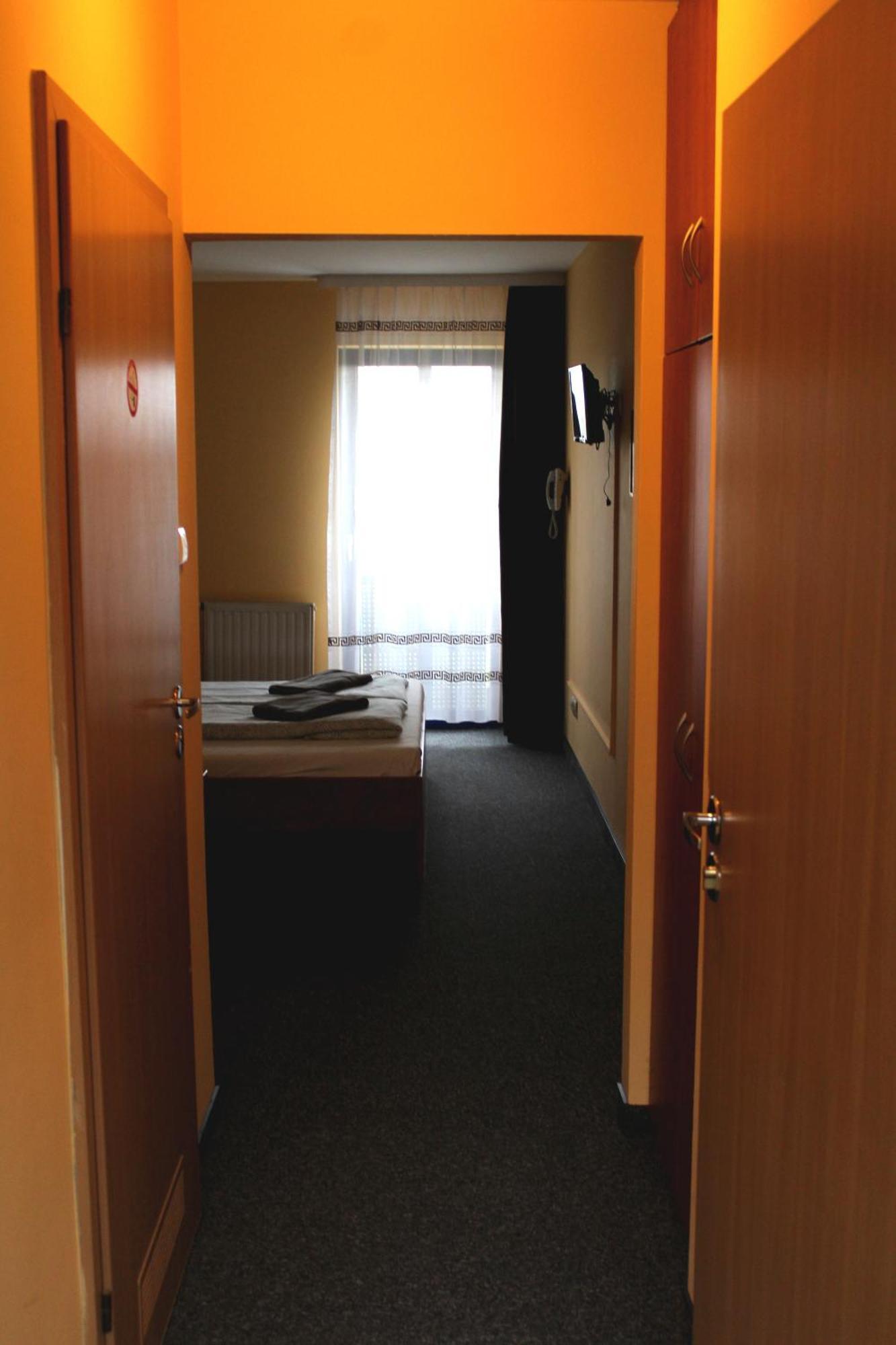 Hotel Kreator-Sport คราคูฟ ภายนอก รูปภาพ